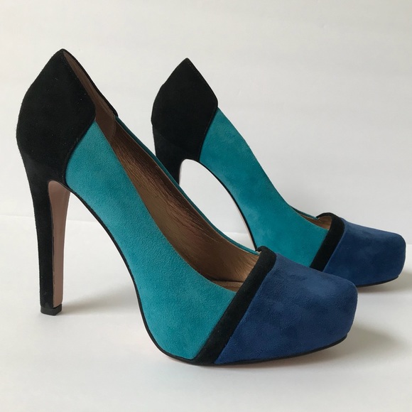 BCBGeneration Blue Black Color Block Suede Heels - Picture 2 of 8